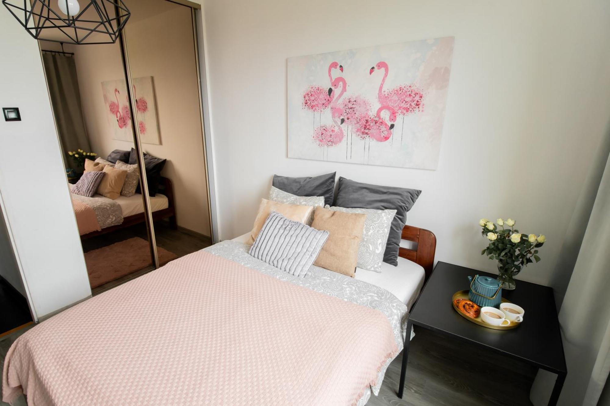 Piotrapartments - Daleka Cozy Train&Airport Apartment Warsaw Exterior photo